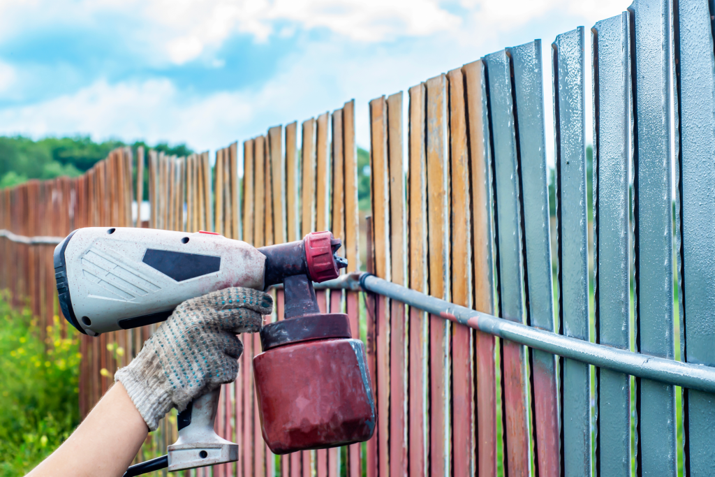 fence painting